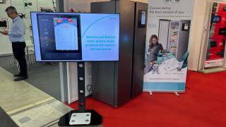 IFA 2022: Am văzut primul frigider Allview la treabă; ERA Smart Refrigerator are cameră, monitor de nutrienţi