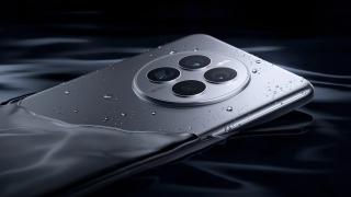 HUAWEI Mate 50 este aici, după 2 ani de așteptare; Are procesor Snapdragon 8+ Gen1, comunicație prin sateliți, iar camera principală oferă diafragmă cu deschidere variabilă