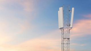 Ericsson lansează echipament de reţea 5G sustenabil, cu acoperire pentru 3 benzi de frecvenţe, consum redus