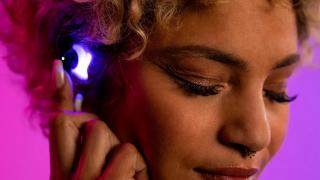 Căștile wireless Logitech G Fits își fac apariția în fotografii înainte de lansare; Au design semi in-ear și dopuri RGB