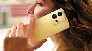 vivo X80 Lite 5G a debutat oficial în Europa! Vine cu design cameleon, procesor Dimensity 900 și cameră selfie de 50 MP