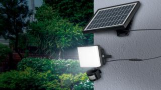 Gadgets în oferta LIDL, în săptămâna 26.09-2.10.2022: stație meteo, reflector solar și plafonieră LED RGB cu telecomandă