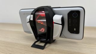 ASUS ROG Phone 6 Pro: Benchmark-uri din altă galaxie, superlative peste tot