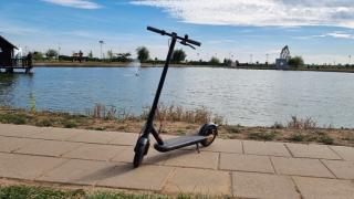 Prezentare Xiaomi Electric Scooter 4 Pro - Trotineta electrică pe care te poți baza, cu design robust și autonomie excelentă