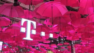 Telekom crește tariful abonamentelor de telefonie pentru persoane juridice cu până la 4 euro începând din această lună