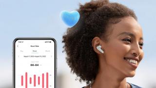 Anker lansează căștile wireless Soundcore Liberty 4, cu senzor pentru determinarea ritmului cardiac inclus