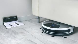 Gadgets în oferta LIDL, în săptămâna 10.10 - 16.10.2022: aspirator robot accesibil cu 3 ani garanție, aparat de călcat cămăși inedit