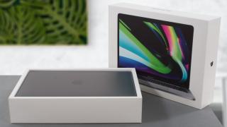 Continuă declinul de pe piața PC-urilor, livrările înregistrând o scădere de 15% în trimestrul 3 al anului; Apple impresionează