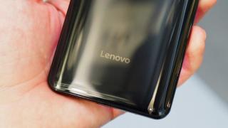 Randări cu un smartphone misterios apar pe web; Să fie Lenovo ThinkPhone sau Motorola Edge 40 Fusion?