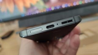 Motorola Edge 30 Ultra: Baterie cu vreo 2-3 recorduri pentru tot ce a scos Moto până acum