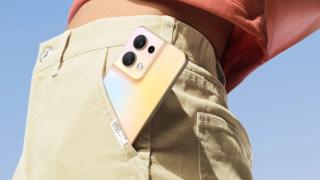 OPPO Reno8 5G debutează oficial în România și vine cu o pereche de căști Enco Air cadou la precomandă