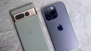 Google prinsă folosind un iPhone pentru a promova Pixel 7; Apar primele buguri pe Pixel 7 Pro