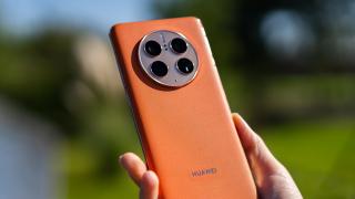 Huawei Mate 50 Pro: Camera cu pretenţii de DSLR la Bokeh, excelentă noaptea şi la stabilizare