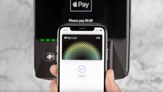 Apple Pay a fost integrat în procesatorul de plăţi EuPlatesc.ro, partener cu 9 bănci de pe piaţa locală, magazine electro-IT