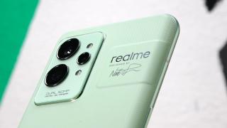 Flagship-ul realme GT2 Pro primește acum actualizarea stabilă la Android 13 și interfața realme UI 3.0; Ce e nou?
