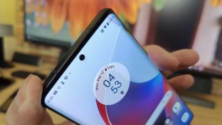 Motorola Edge 30 Ultra: Conectivitate favorabilă Work and Travel