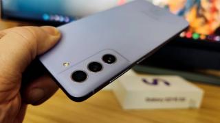 Samsung Galaxy S21 FE actualizat la Android 13 şi One UI 5.0 în Europa, inclusiv în România