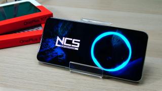 OnePlus 10T: Acustica stereo pare gândită pentru gaming