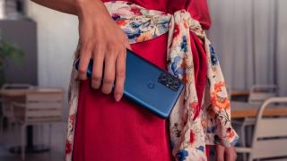 Moto G Play (2023) devine oficial și aduce în mare dotări modeste, dar are ecran 90Hz