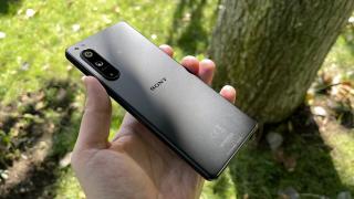 Sony Xperia 5 IV: Design gândit de Sony pentru fanii Sony, încăpăţânarea niponă în acţiune