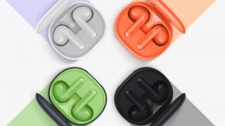 Noile căști wireless Redmi Buds 4 Lite aduc Bluetooth 5.3, drivere de 12mm și sosesc pe nuanțe colorate de portocaliu și verde