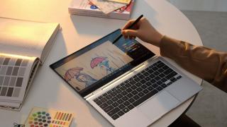 Samsung prezintă versiunea Snapdragon a laptopului Galaxy Book 2 Pro 360