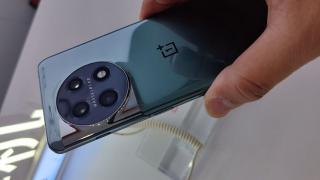 OnePlus 11 este starul unui clip video hands-on, publicat cu o zi înaintea debutului oficial din China