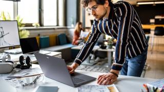 CES 2023: Acer Swift 14 și X 14 debutează oficial; Laptopuri compacte, cu display-uri OLED, refresh rate ridicat, grafică RTX 4000