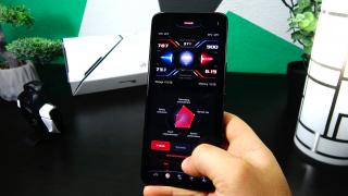 ASUS ROG Phone 6 Pro: OS, UI, aplicaţii gravitând în jurul unui hub de gaming bine organizat