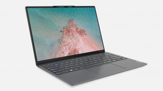 CES 2023: Lenovo lansează noi ultrabook-uri sub gama Yoga: Slim 6i, Slim 7i Carbon, Yoga 6, cu CPU-uri Intel și AMD de generație nouă