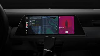 Android Auto trece la o nouă versiune; Interfaţa a fost regândită, include Maps pus la îndemână