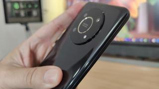 Honor Magic5 Lite are parte de o primă scăpare; Are un procesor vechi, dar ecran “de bogați”