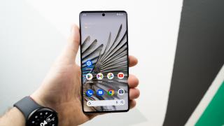 Google Pixel 7 Pro: Display optim pentru gameri şi consumatori de Netflix