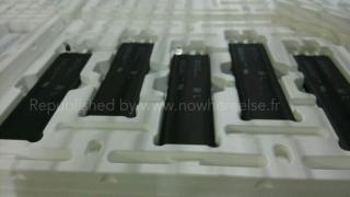 Presupuse baterii de iPhone 6 fotografiate pe linia de producție