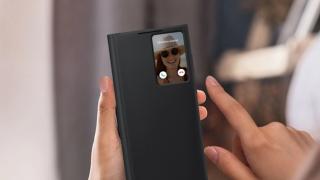 Samsung Galaxy S23 Ultra va primi o husă smart S-View Flip din piele ecologică; Iată cum arată