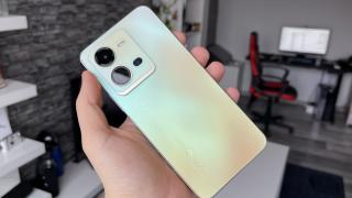 vivo X80 Lite: Design mai frumos privit din spate, decât din faţă