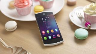 Meitu 2, un nou smartphone de origine chineză ce aduce la pachet o cameră frontală de 13 megapixeli