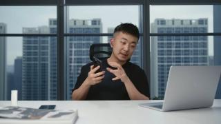 Carl Pei critică OnePlus 11 într-o recenzie obiectivă, afirmă că "nu are identitate reală"