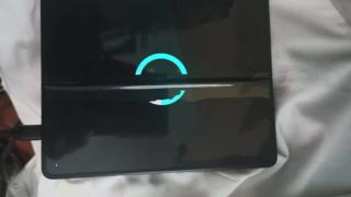 Ecrane crăpate pe Galaxy Z Fold 3 după expirarea garanţiei; Iată ce probleme au unii utilizatori