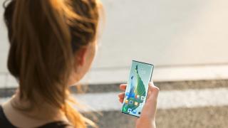 HONOR Magic5 Lite are cea mai performantă baterie din lume conform DxOMArk