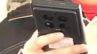 Xiaomi 13 Ultra are o cameră gigantică în spate, conform unui nou prototip scăpat online