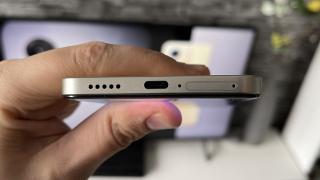 vivo X80 Lite: Acustica mono, dar hey, măcar avem căşti cu adaptor