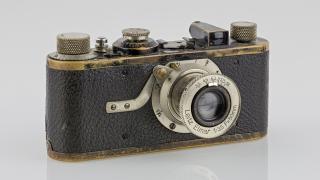 Ştiaţi că: Leica se pronunţă "Lai-ca", vine de la numele lui Ernst Leitz plus particula "ca" din cameră