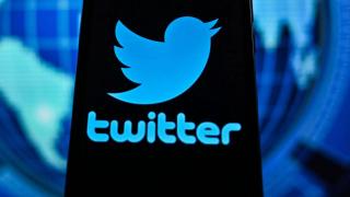 A picat Twitter: utilizatorii nu îşi mai pot accesa timeline-urile după ultimă rundă de concedieri