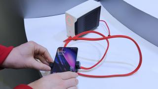 MWC 2023: OnePlus Liquid Cooler răceşte şi cel mai fierbinte telefon în doar 15 secunde (Video)