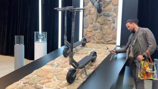 MWC 2023: Xiaomi Electric Scooter 4 Ultra - Vedem trotineta de top care costă 999 euro (Video)