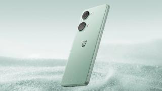 OnePlus Ace 2V lansat oficial: telefon cu ecran 10 bit şi ColorOS la bord