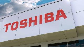 Toshiba, companie cu o istorie de 147 de ani, vândută către un fond de investiții privat pentru suma de 15 miliarde de dolari