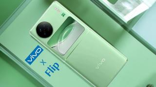 vivo X Flip apare în baza de date Google Play; Numele smartphone-ului pliabil cu clapetă e confirmat, când se lansează?
