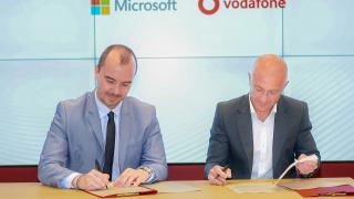 Vodafone şi Microsoft au semnat un acord pentru digitalizarea României